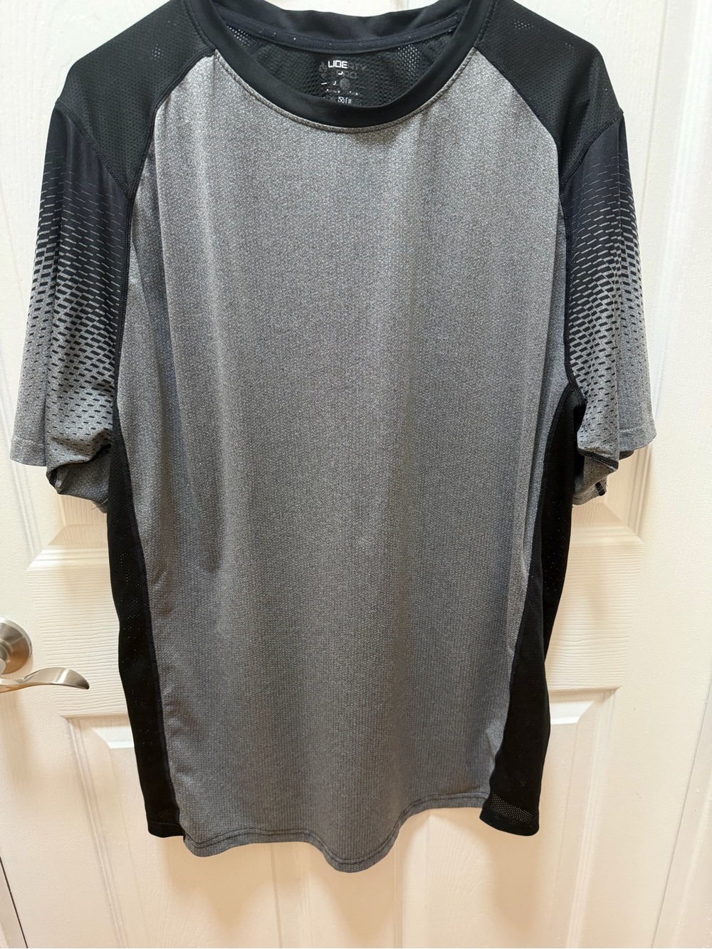 Liberty Pro Performance Athletic Shirt Gray Black XL Moisture Wicking